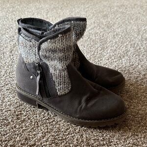Muk Luks Charcoal Knit Ankle Booties